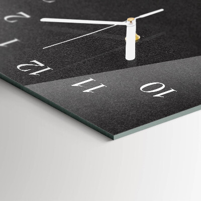 Reloj vertical Contraste