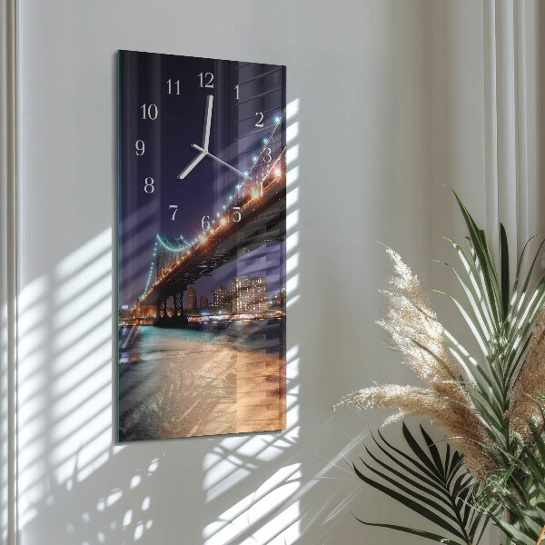 Reloj vertical Puente