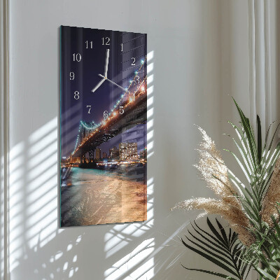Reloj vertical Puente