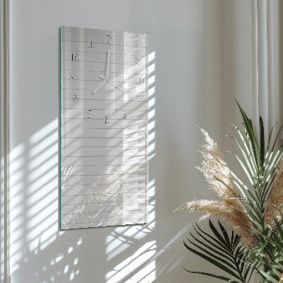 Reloj vertical rayas