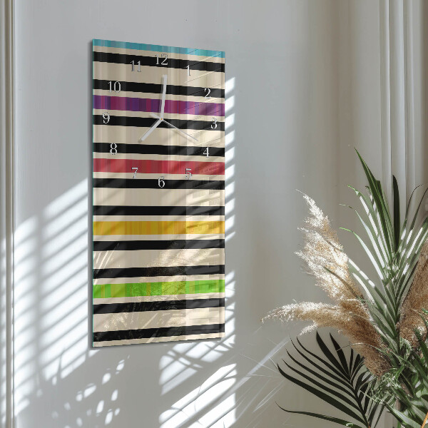 Reloj vertical rayas