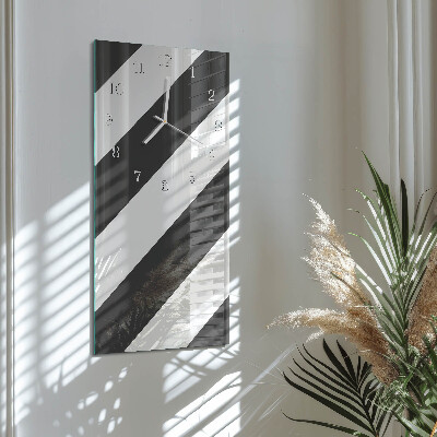 Reloj vertical rayas