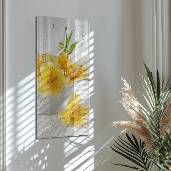 Reloj vertical flores amarillas