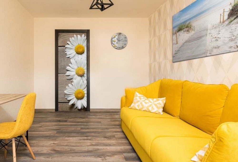 Salón de estilo minimalista.